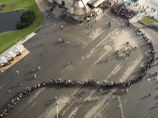 Queue in Paris