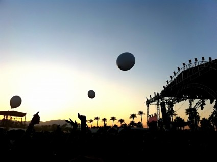 Coachella J - sunset at main stage